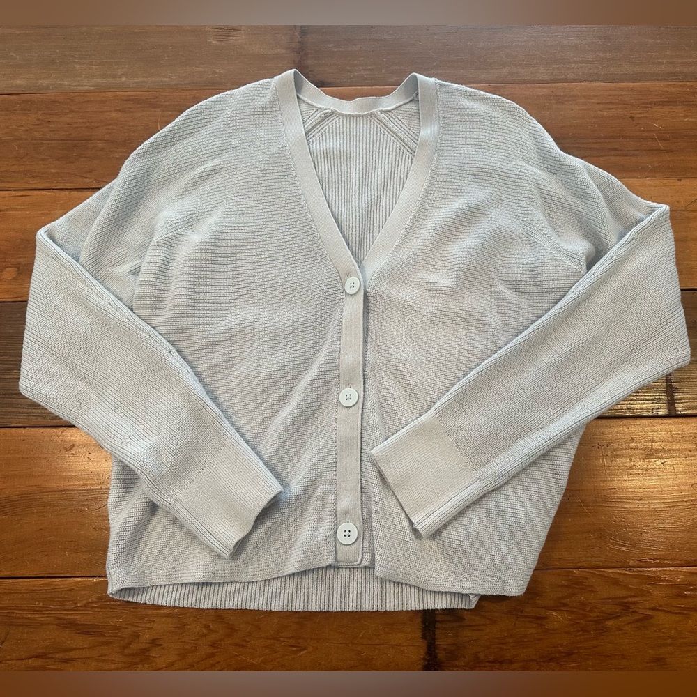 Lululemon Merino Wool-Blend Light Blue Cardigan Size 8 - Picture 4 of 6